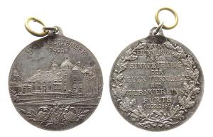 Fürth - auf die Einweihung der neuen Turnhalle - 1901 - tragbare Medaille  ss+