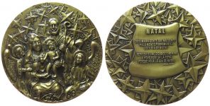 Heilige Maria und Josef mit dem Jesuskind und zwei Engeln unter Sternenhimmel - 1989 - Medaille  gußfrisch