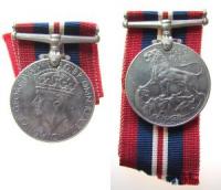 Georg VI - Löwe auf Drache - 1949 - tragbare Medaille  vz